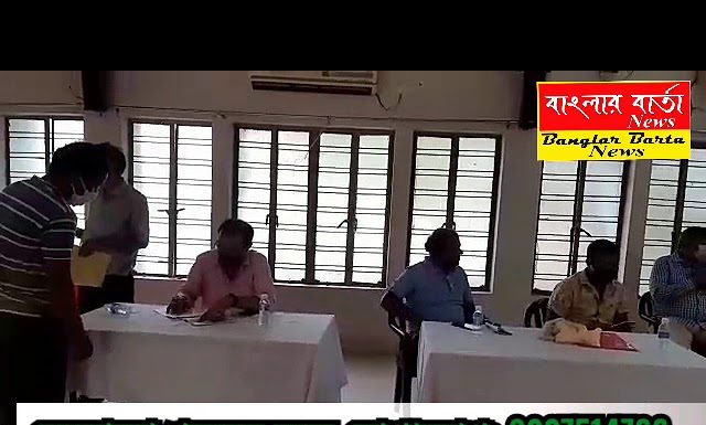 শিলিগুড়ি কর্পোরেশনের উদ্যোগে ট্রেড লাইসেন্স পুনর্নবীকরণ ব্যবস্থা।