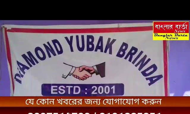 রাজ্যের পর্যটন মন্ত্রী গৌতম দেব পুজো উদ্বোধনে হাজির।