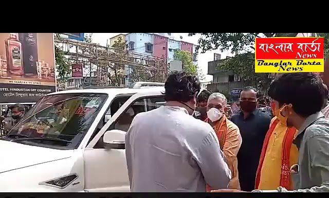 বিজেপি রাজ্য সভাপতি দিলীপ ঘোষ আজ মেদিনীপুরে সাংবাদিকদের মুখোমুখি।