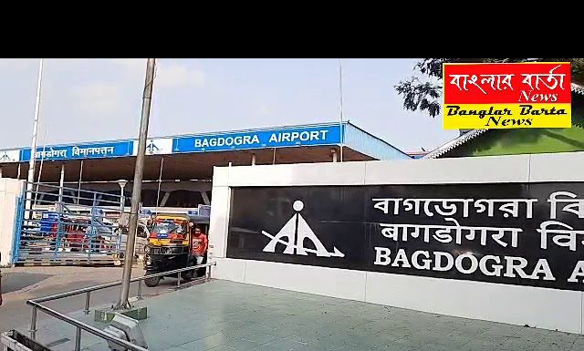 বিজেপি নেত্রী লকেট চ্যাটার্জি আজ বাগডোগরা এয়ারপোর্টে সাংবাদিকদের মুখোমুখি।