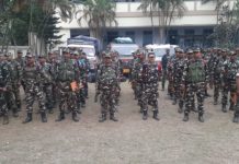 শিলিগুড়ি হিন্দি হাই স্কুলে এসে পৌঁছলো কেন্দ্র বাহিনী