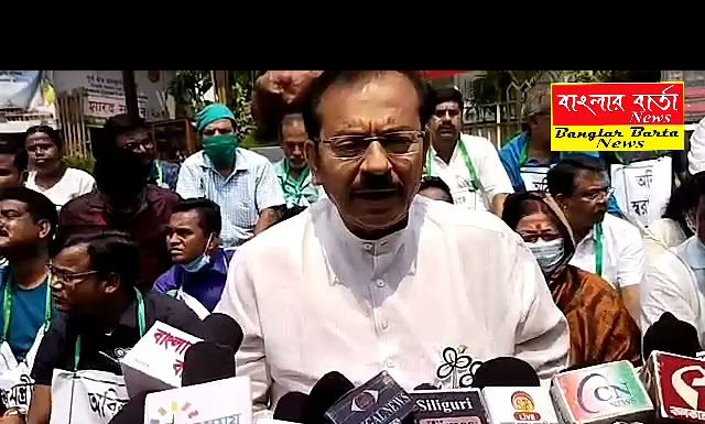 শিলিগুড়িতে সাংবাদিকদের মুখোমুখি অরূপ বিশ্বাস।