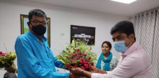 আজ উত্তরবঙ্গ উন্নয়ন পর্ষদের চেয়ারম্যান হিসেবে দায়িত্বভার গ্রহণ করলেন রবীন্দ্রনাথ ঘোষ।