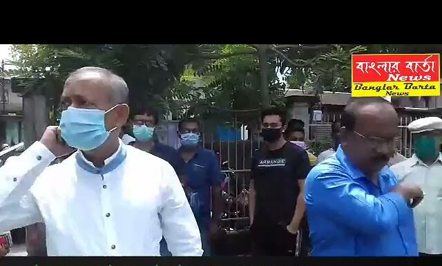 শিলিগুড়ি 38 নম্বর ওয়ার্ডে ভ্যাক্সিনেশন শিবিরের আয়োজন করা হয়।