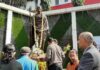 শিলিগুড়ি পুর নিগমের পক্ষ থেকে জাতির জনক মহাত্মা গান্ধীর প্রয়াণ দিবসে তার মূর্তিতে পুষ্পার্ঘ্য ও শ্রদ্ধাঞ্জলি অর্পণ করা হয় গান্ধী মূর্তির পাদদেশ, হেড পোস্ট অফিস মোড়, শিলিগুড়ি।