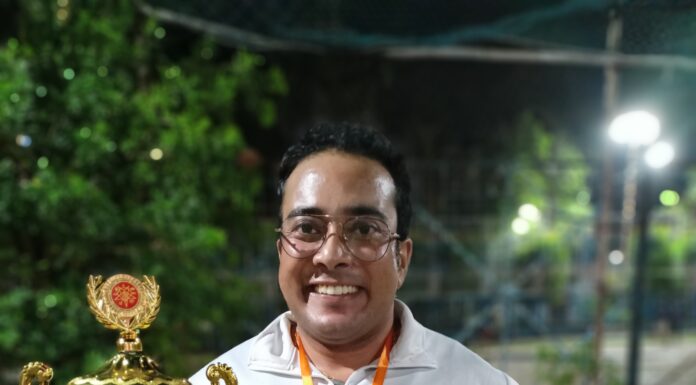 শিলিগুড়ির নিহার রঞ্জন ঘোষ ৭৪ কেজি বিভাগে গোল্ড অর্জন করলে।