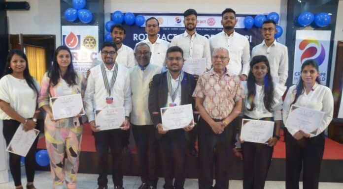 শিলিগুড়ি প্রধান নগর রোটারি ক্লাবের নিজস্ব কার্যালয়ে রোটারি ক্লাবের অনুষ্ঠান।