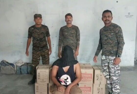 অবৈধ ১৮ কার্টুন মদ উদ্ধার করল আবগারি দপ্তর। এই ঘটনায় গ্রেপ্তার এক ব্যক্ত।