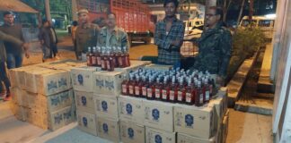 বিপুল পরিমাণে বিদেশী মদ উদ্ধার করল জলপাইগুড়ি কোতোয়ালী থানার পুলিশ।