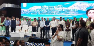 শিলিগুড়ির দীনবন্ধু মঞ্চে রাজ্যের মুখ্যমন্ত্রী মমতা বন্দ্যোপাধ্যায়।