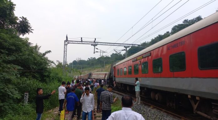 ফের ট্রেন দুর্ঘটনা।