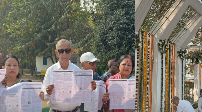 আন্তর্জাতিক মাতৃভাষা দিবসে মেয়রের শ্রদ্ধা নিবেদন