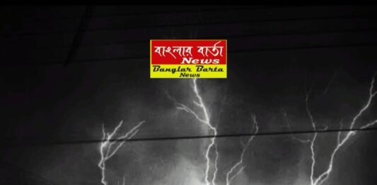 ব্যাপক ঝড়-বৃষ্টি শিলিগুড়িতে।